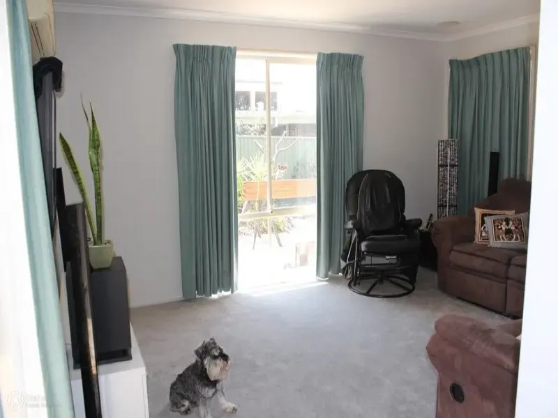 5 Harcus Close, Bonython, photo 9