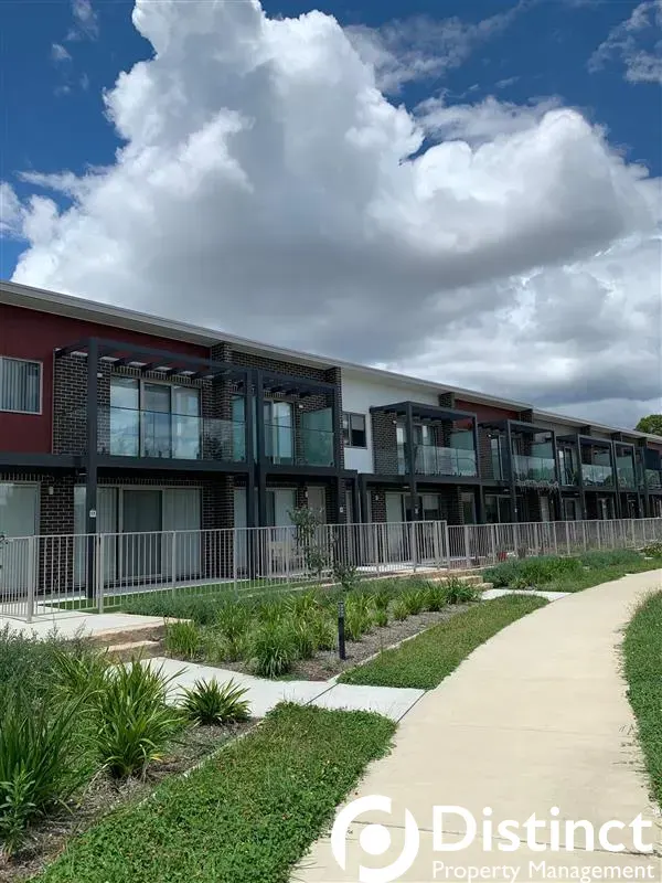 18/167 Mortimer Lewis Drive, Greenway, photo 3