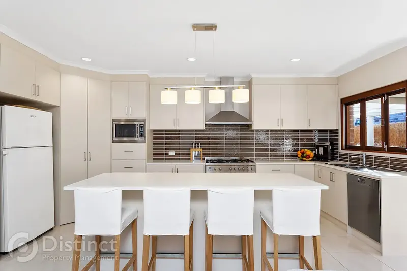 11 Ivy Kent Street, Forde, photo 2