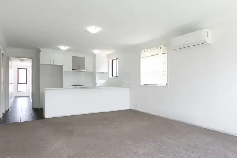 108 Burrumarra Avenue, Ngunnawal, photo 4