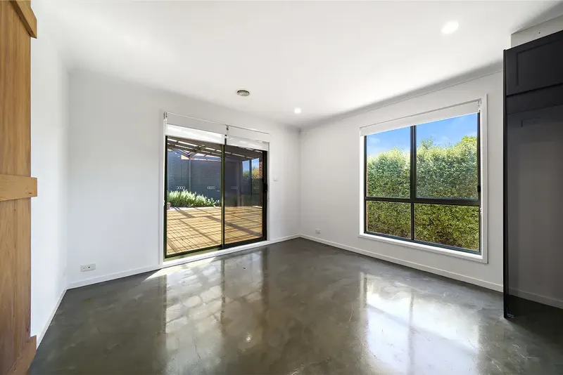 12 Harry Hopman Circuit, Gordon ACT 2906, photo 9