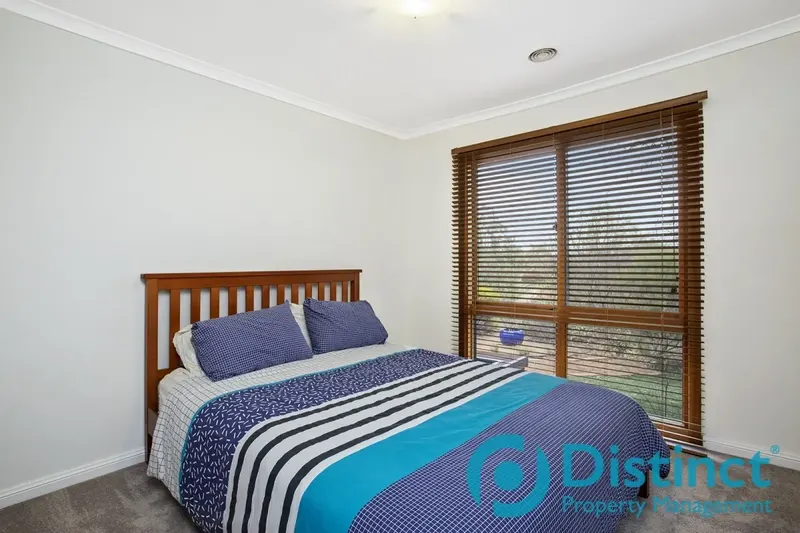 6 Parer Street, Scullin, photo 14