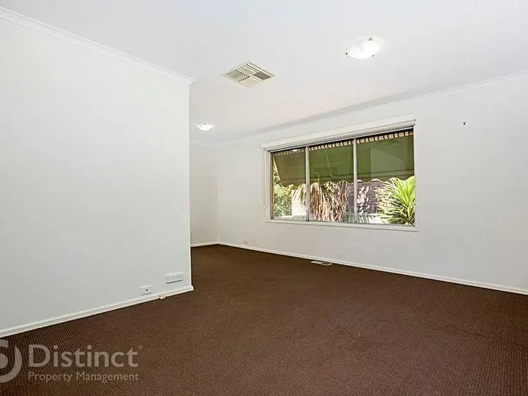 50 Chuculba Crescent, Giralang ACT 2617, photo 5