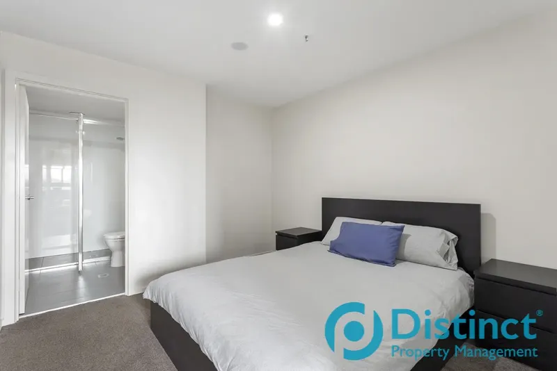 195/325 Anketell Street, Greenway, photo 5