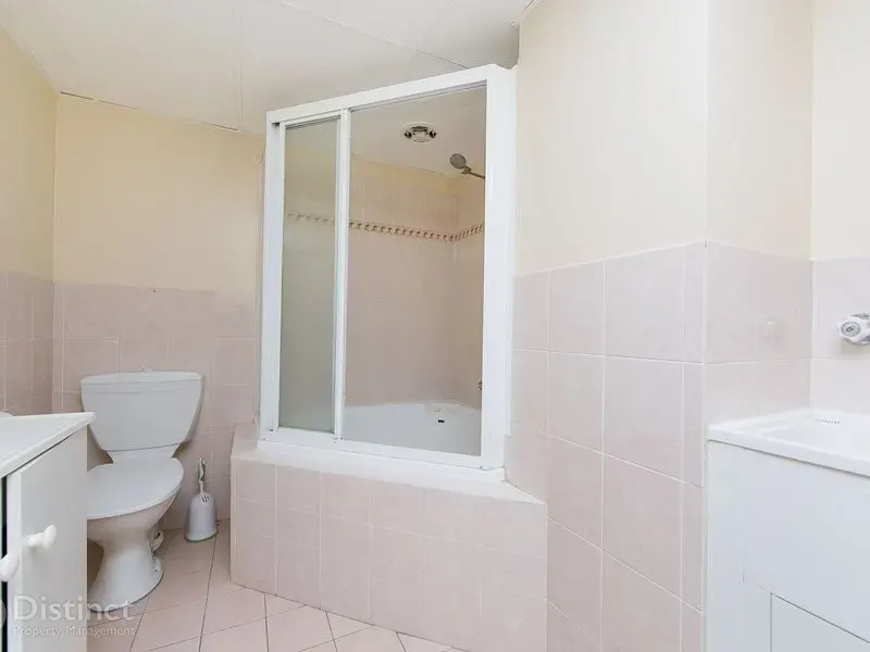 9/12 Albermarle Place, Phillip, photo 6