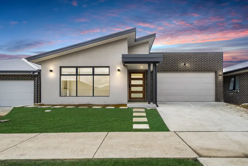28 Grace Munro Crescent, Strathnairn, photo 1