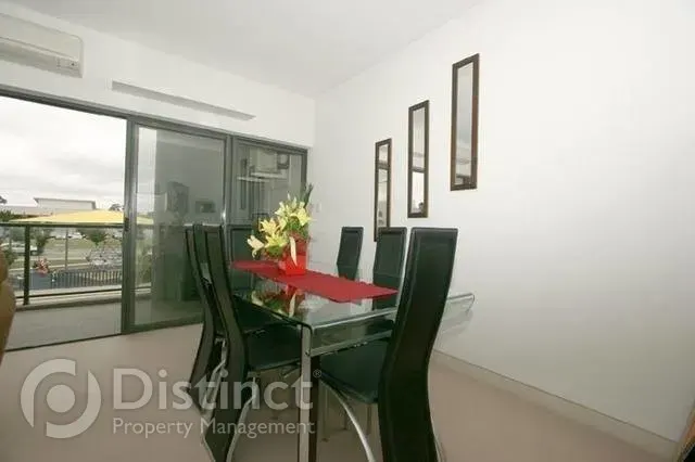 111/100 Gungahlin Place, Gungahlin, photo 3