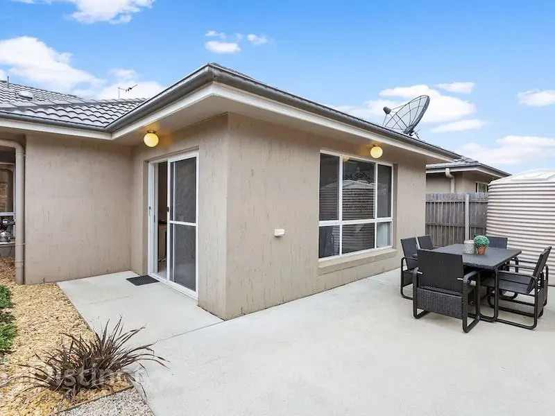 9 Helen Turner Street, Gungahlin, photo 12