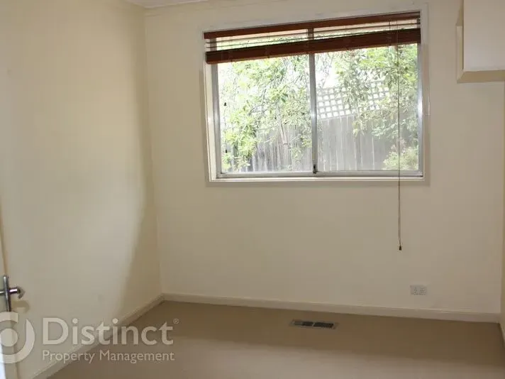 44 Macfarland Crescent, Chifley, photo 9