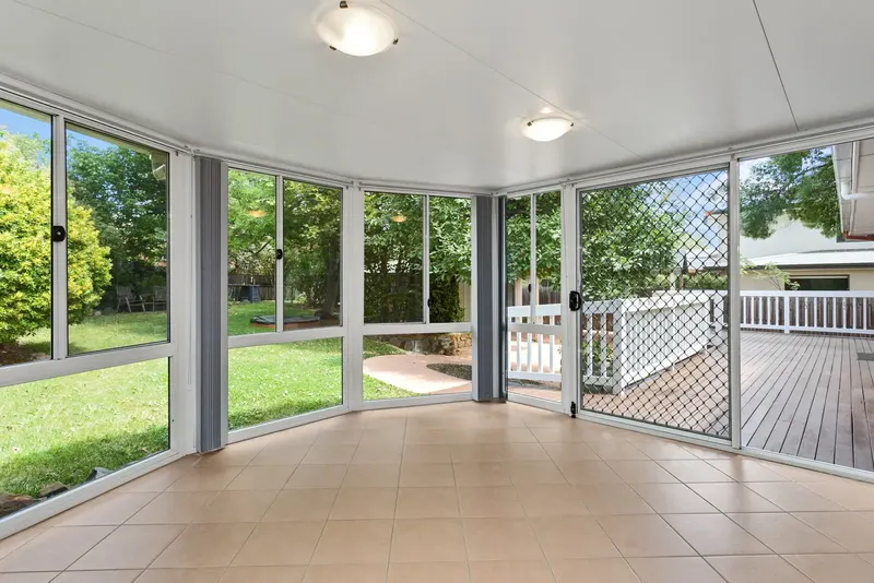 6 Allwood Street, Chifley ACT 2606, photo 11