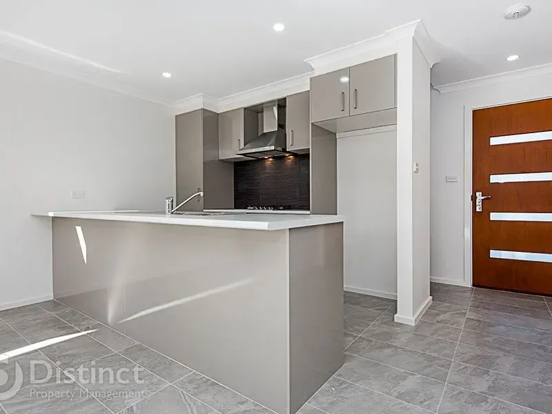 48 Bronhill Street, Moncrieff, photo 2