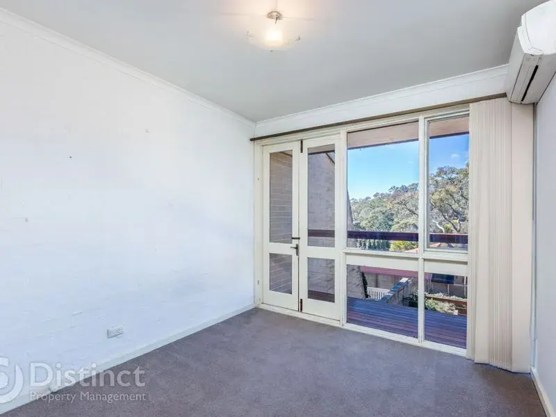 9 Menkens Court, Phillip, photo 4