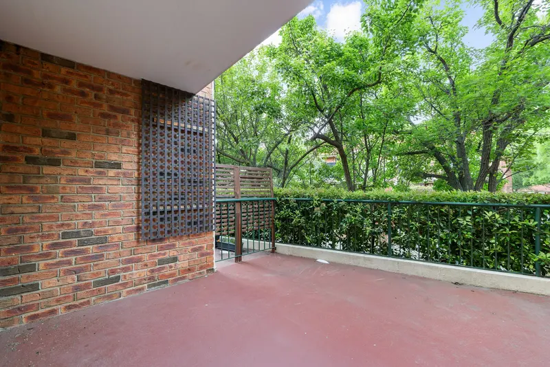 24/44 Jerrabomberra Avenue, Narrabundah, photo 3