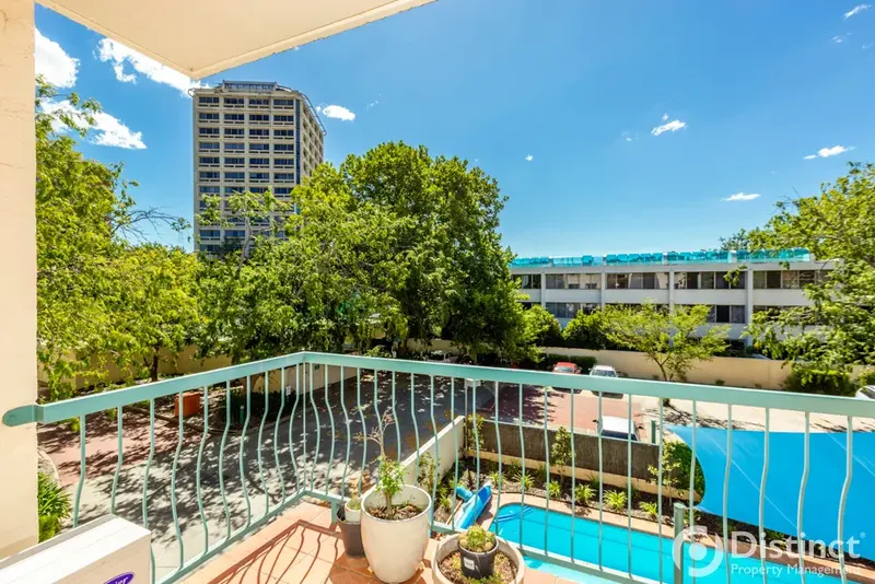210/15 Jardine St, Kingston, photo 10