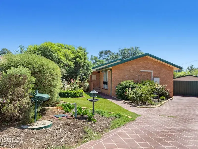 4 Worrall Street, Holt