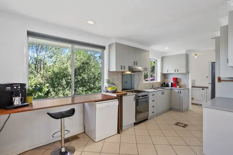 58 Tallara Parkway, Narrabundah, photo 6