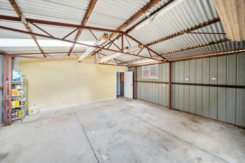18 Dunn Street, Queanbeyan West, photo 12