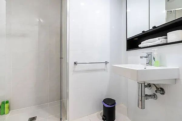 42/115 Canberra Avenue, Griffith ACT 2603, photo 9