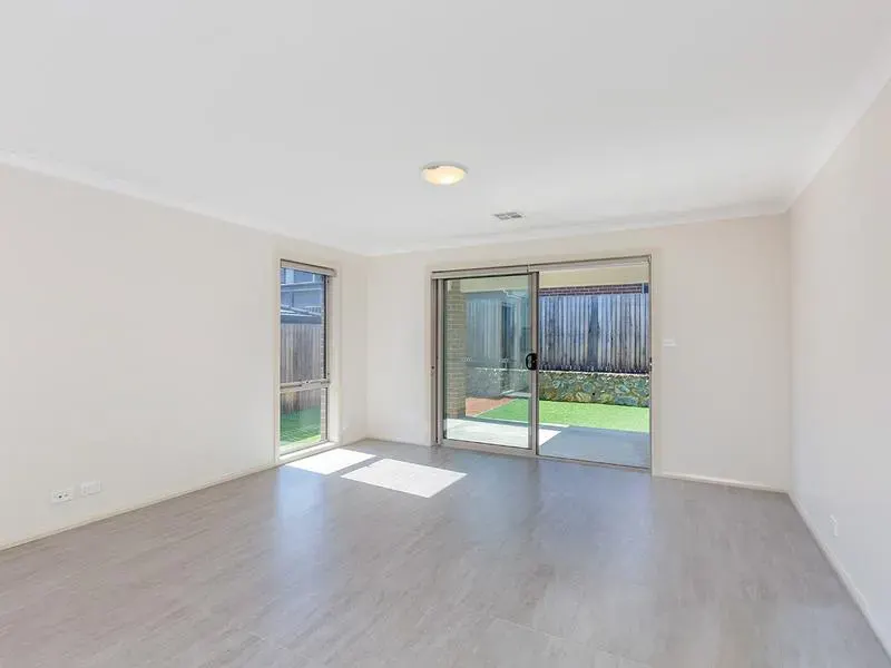 5 Bindugan Crescent, Ngunnawal, photo 3