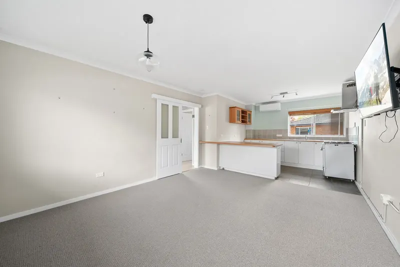 12/5 Carroll Street, Hughes, photo 4