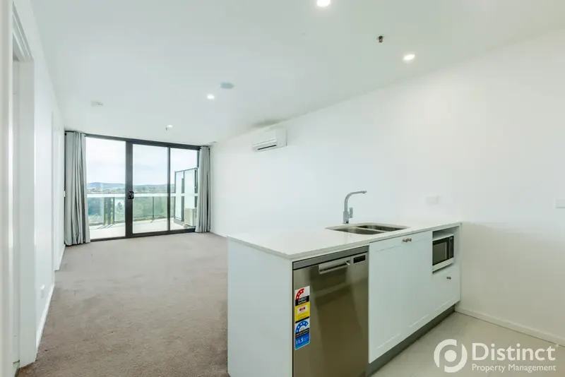 240/1 Anthony Rolfe Avenue, Gungahlin, photo 5
