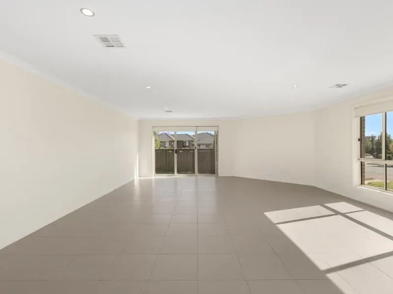 205 Jabanungga Avenue, Ngunnawal, photo 4