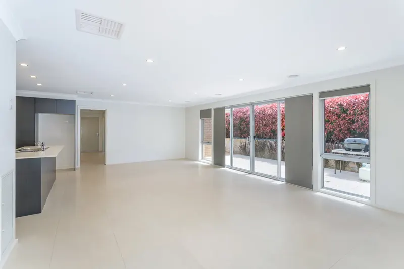 12 Victoria Owen Circuit, Casey, photo 6