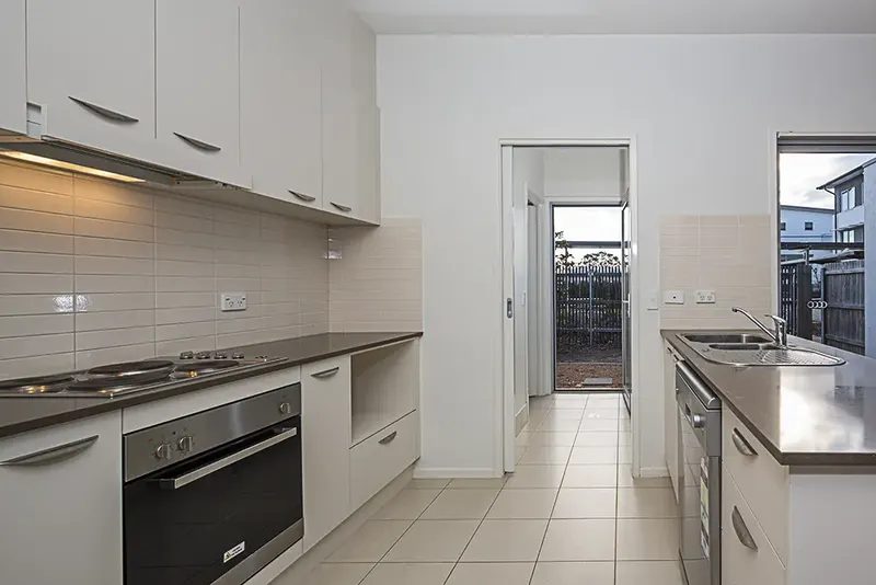 62/329 Flemington Road, Franklin, photo 2