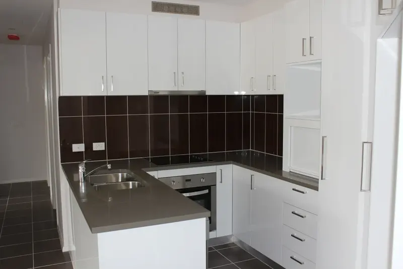 8/18 De Burgh Street, Lyneham, photo 3
