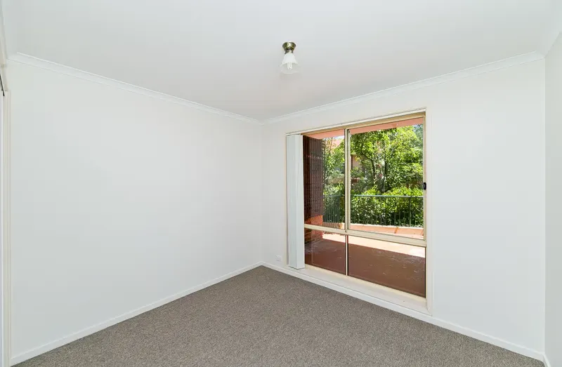 24/44 Jerrabomberra Avenue, Narrabundah, photo 4
