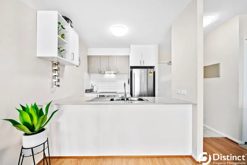 112/61 John Gorton Drive, Wright, photo 3