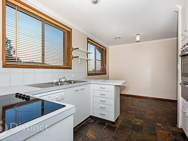 42 Callister Crescent, Theodore, photo 2