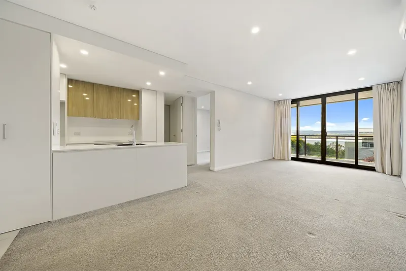 131/32 Blackall Street, Barton, photo 3