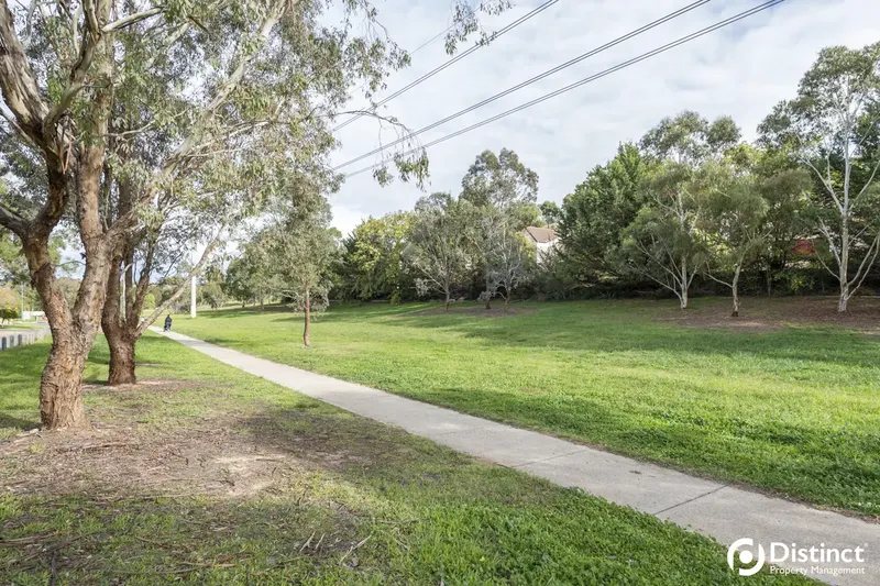 24 Murrung Crescent, Ngunnawal, photo 15