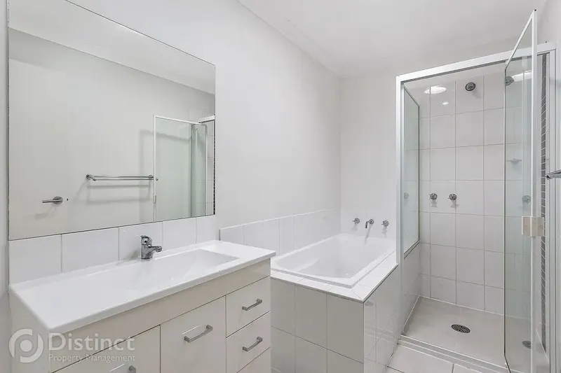 28 John Holt Street, Macgregor, photo 11