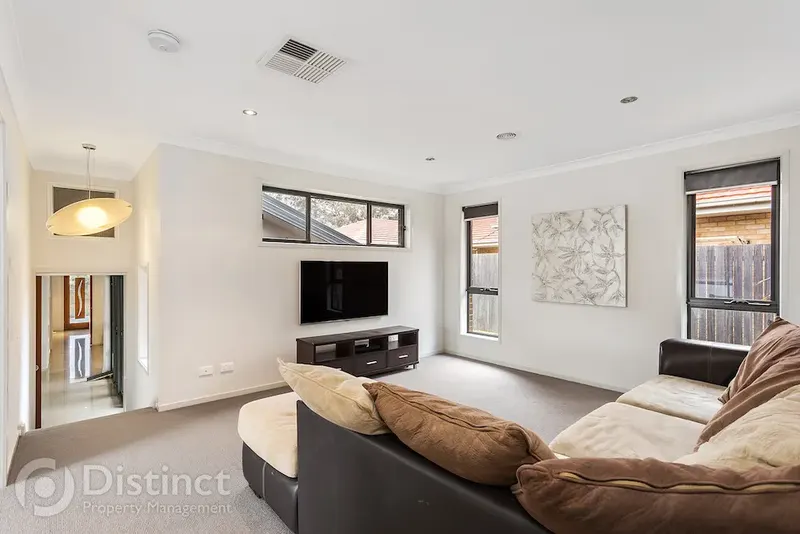 11 Eve Langley Street, Franklin, photo 6