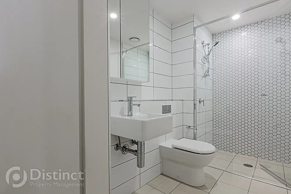 1409/120 Eastern Valley Way, Belconnen, photo 1