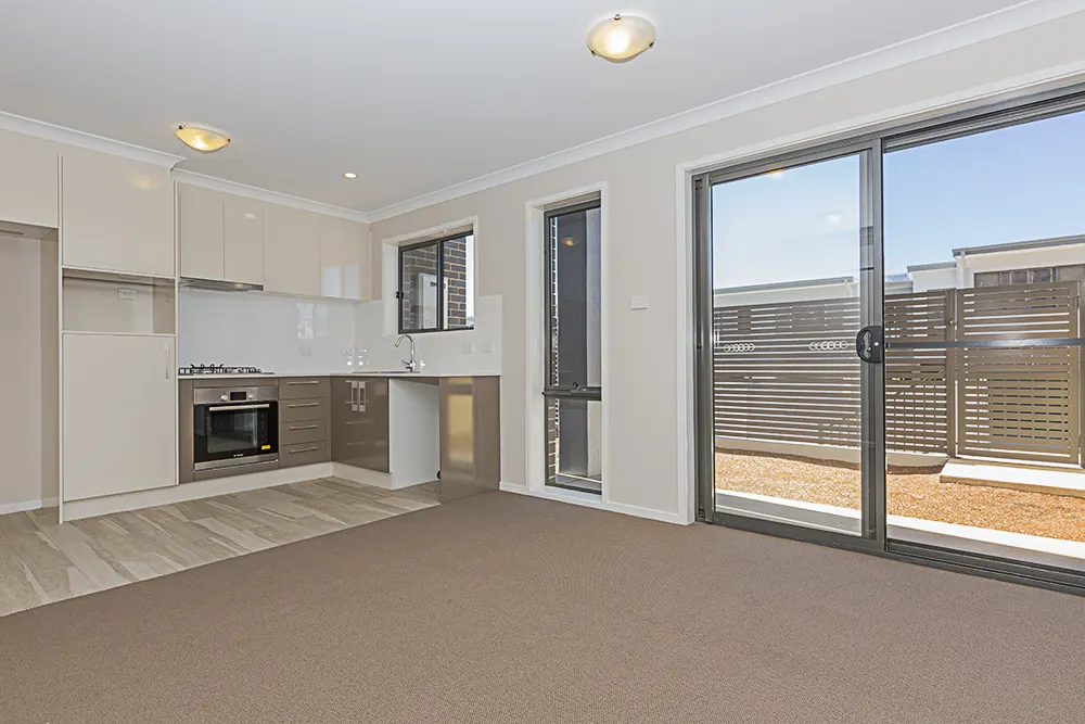 61/20 Fairhall Street, Coombs, photo 1