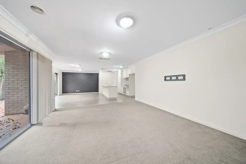 20 Renouf Street, Casey, photo 4