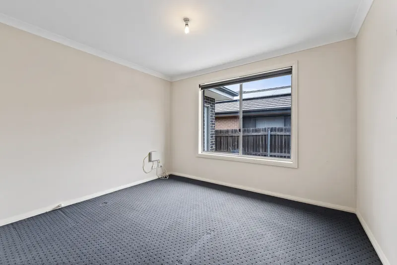 3 Borthwick Avenue, Casey, photo 8