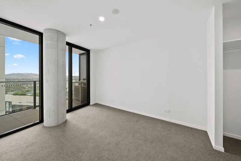 814/90 Swain Street, Gungahlin, photo 8