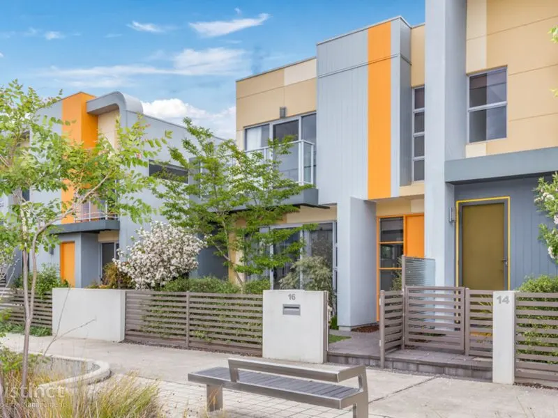 16 Parilla Street, Crace, photo 1