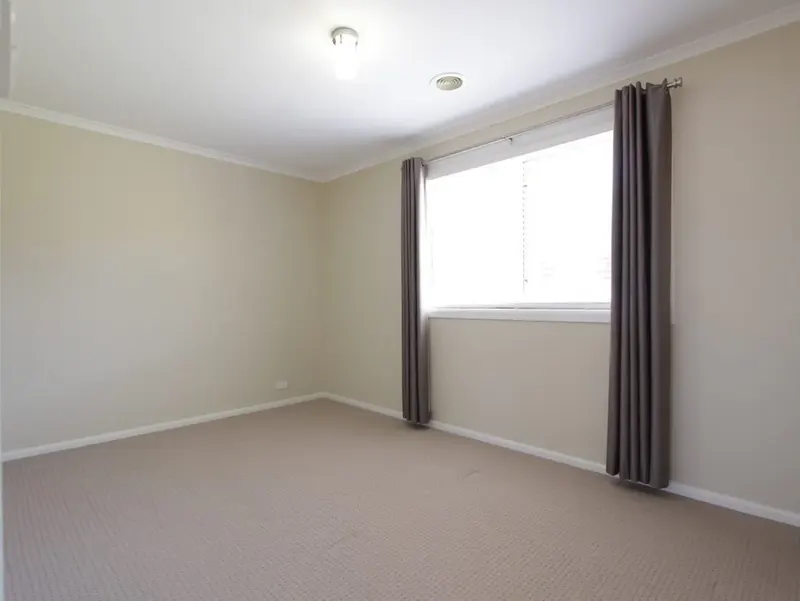 5 Sale Place, Amaroo ACT 2914, photo 16