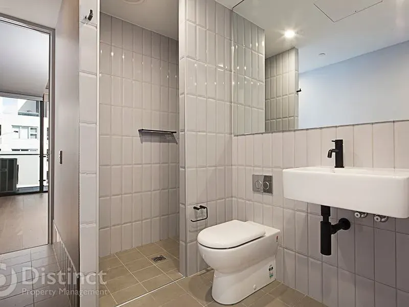 115/45 Eastlake Parade, Kingston, photo 6