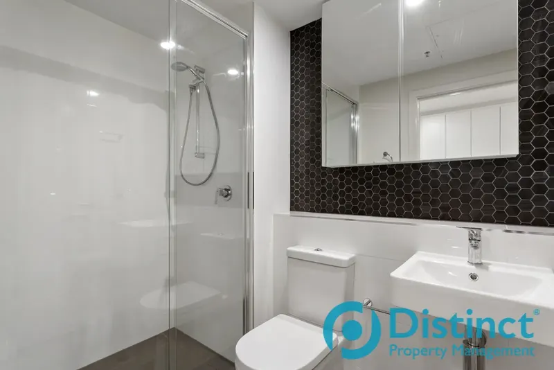 195/325 Anketell Street, Greenway, photo 10