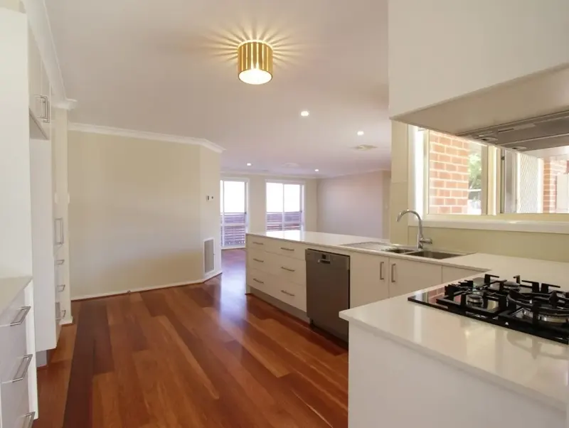 5 Sale Place, Amaroo ACT 2914, photo 6