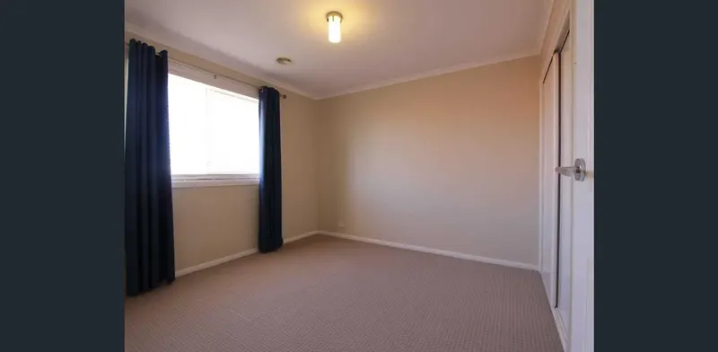 5 Sale Place, Amaroo, photo 14