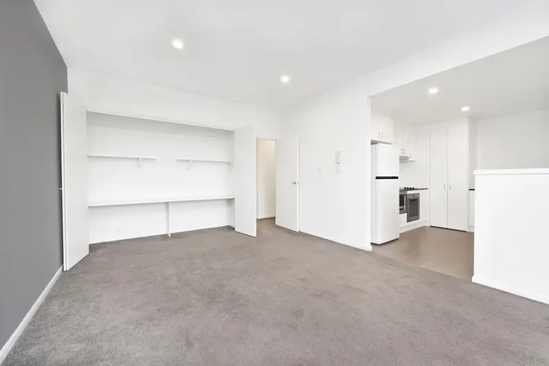 14/1 Drew Street, Greenway, photo 6
