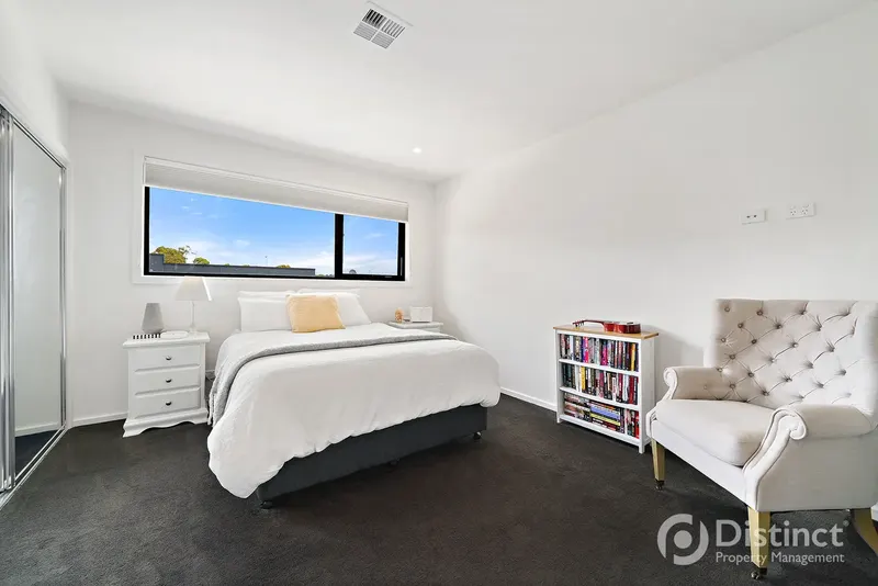 4/2 Bellette Street, Weston, photo 8