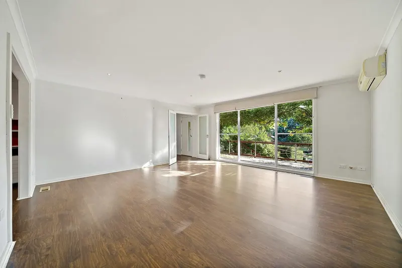 80 Walker Crescent, Narrabundah, photo 5